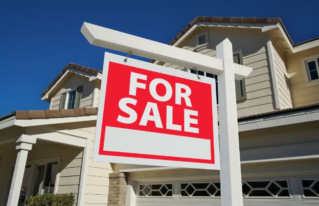 fi The 2025 Transparency Push What Home Sellers Need to Know Before Listing home with for sale sign listed in front